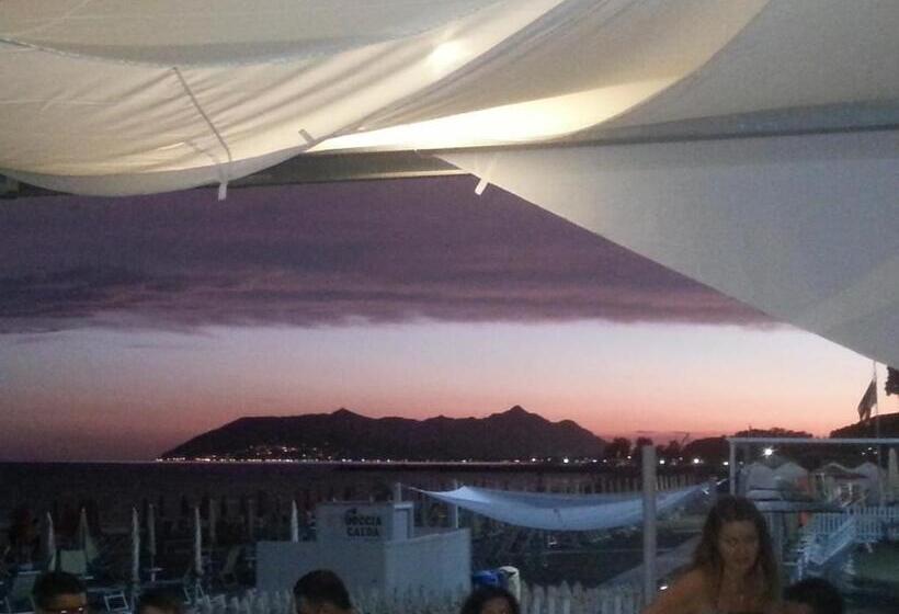 호텔 Torre Del Sole