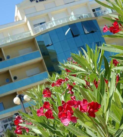 Отель Valverde & Residenza