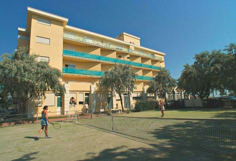 Отель Valverde & Residenza