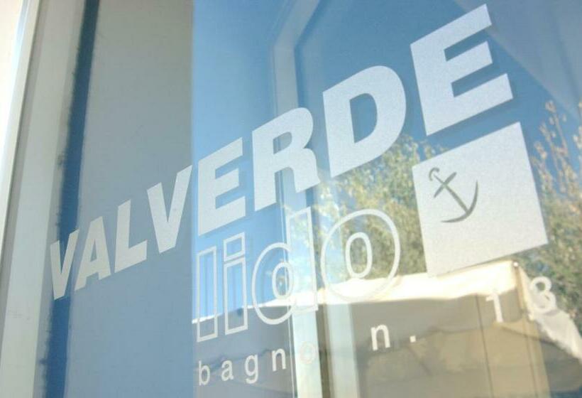 Отель Valverde & Residenza