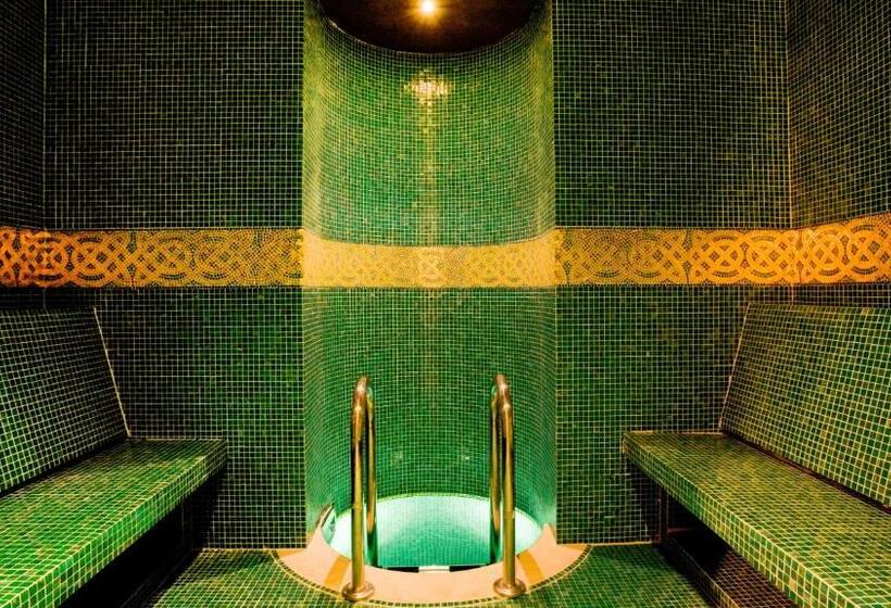 فندق Victoria & Iside Spa