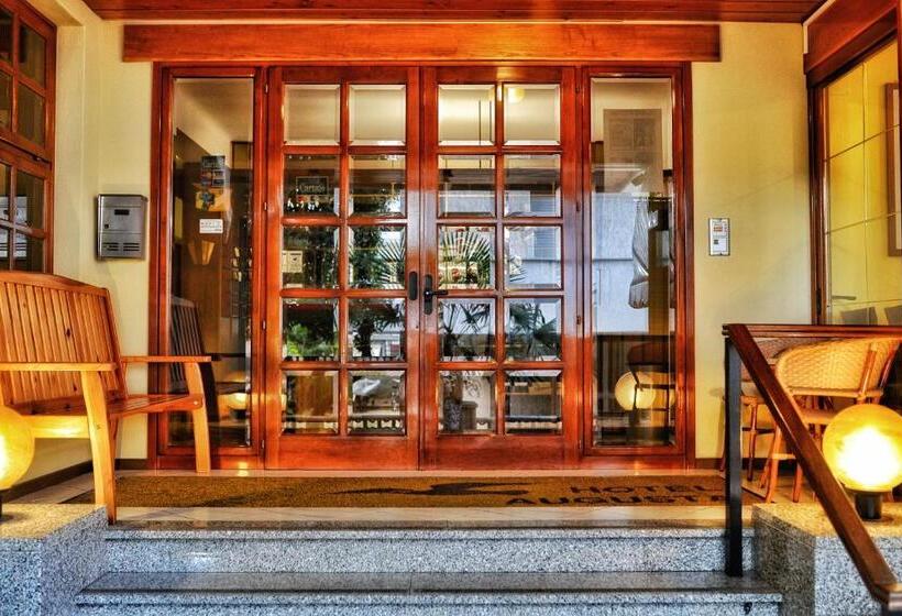 ホテル Villa Augusta