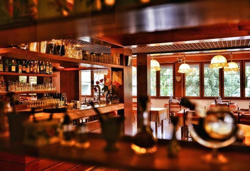 ホテル Villa Augusta