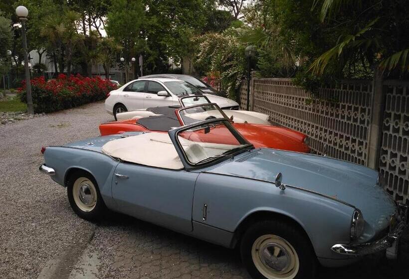 ホテル Villa Augusta