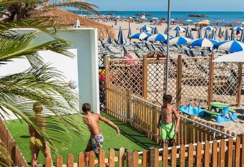 هتل Villa Corallo