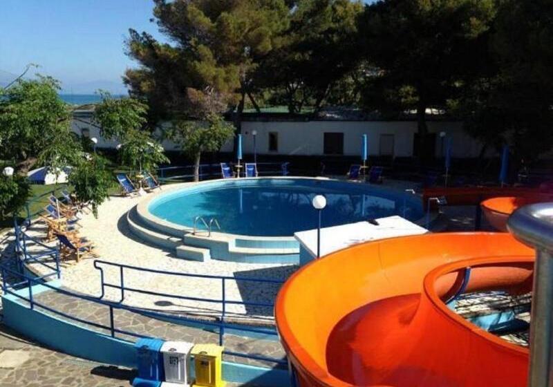 ホテル Village Club Santa Caterina