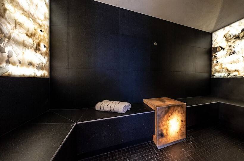 Отель Waldrast Dolomites