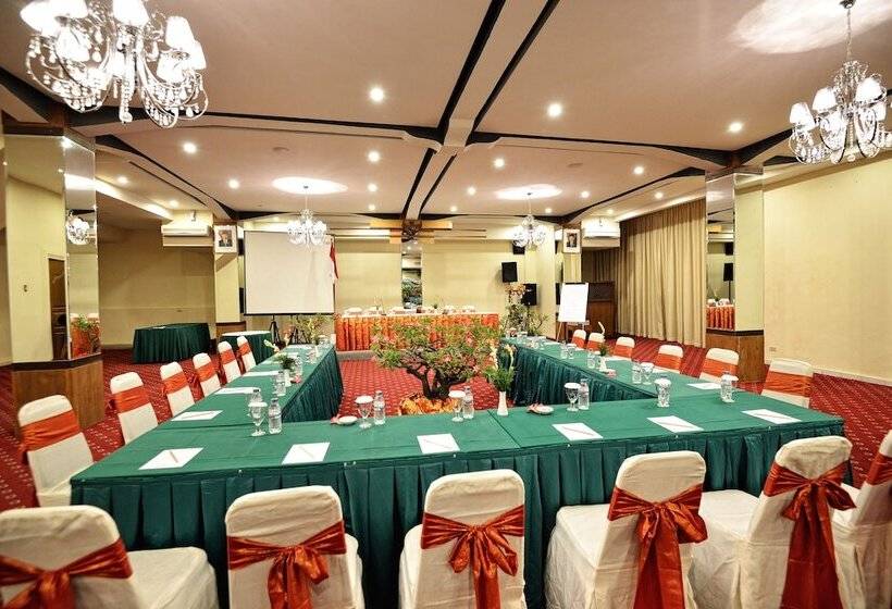 호텔 Wina Holiday Villa Kuta Bali