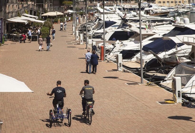 إقامة Coccodrillo Hotel & Apartments