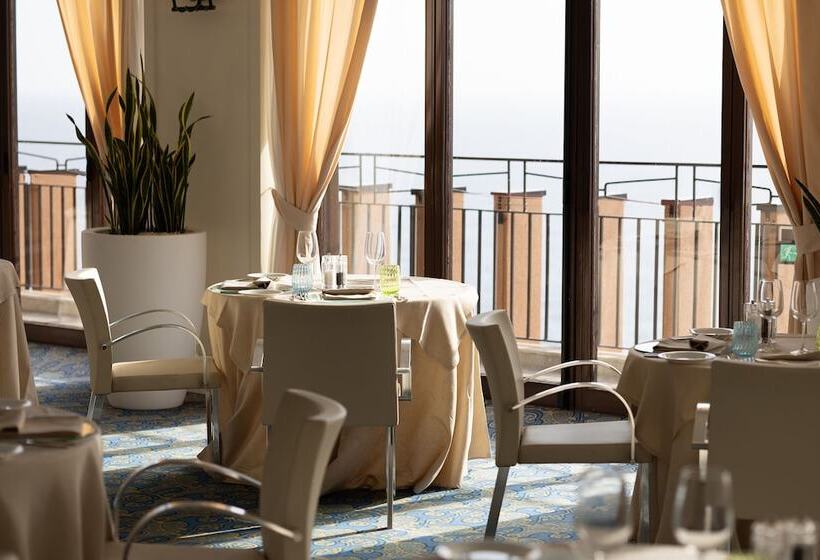 Unahotels Capotaormina