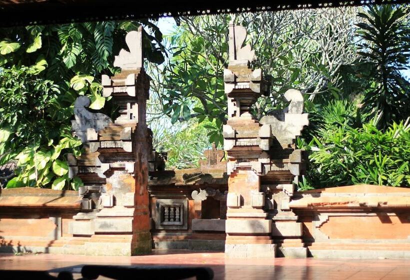 Diwangkara Beach Hotel And Resort