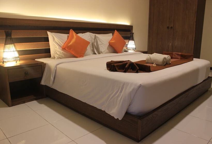 Diwangkara Beach Hotel And Resort