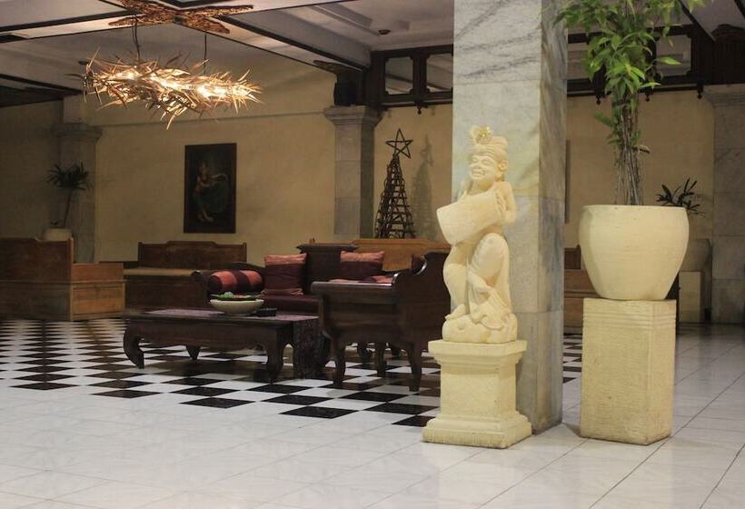 Diwangkara Beach Hotel And Resort