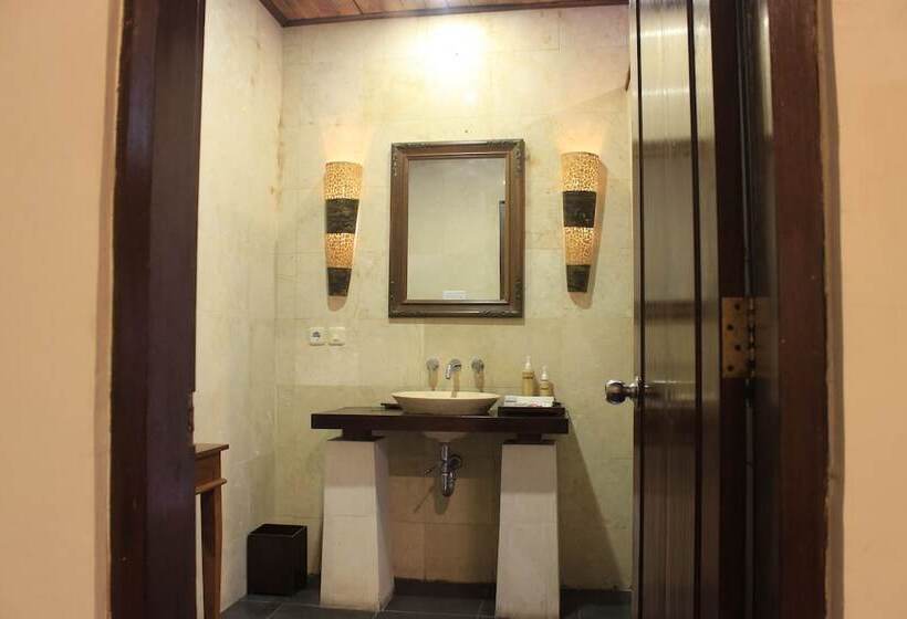 Diwangkara Beach Hotel And Resort