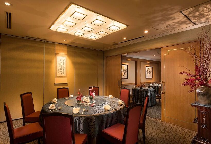 Doubletree By Hilton Hotel Naha Shuri Castle