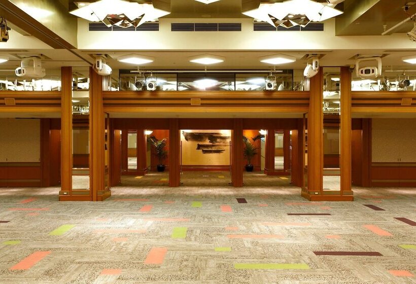 فندق Courtyard By Marriott Tokyo Ginza