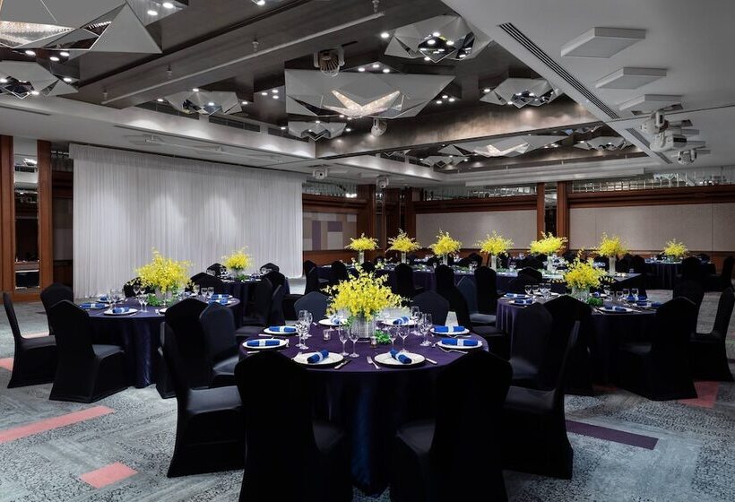 فندق Courtyard By Marriott Tokyo Ginza