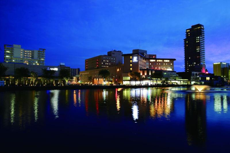 בית מלון כפרי Akita Castle