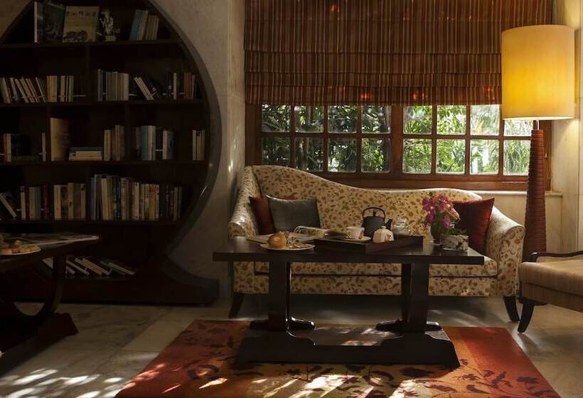 Отель Ambassador, New Delhi   Ihcl Seleqtions