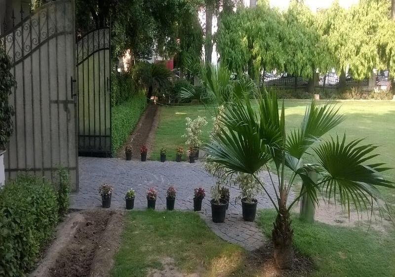 Отель Ambassador, New Delhi   Ihcl Seleqtions