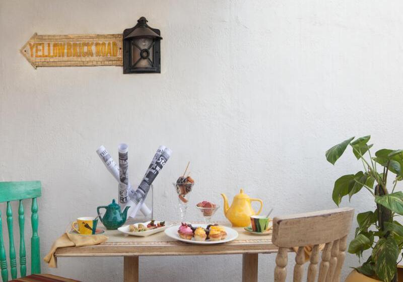 Отель Ambassador, New Delhi   Ihcl Seleqtions