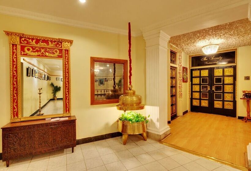 Отель Ambassador Pallava