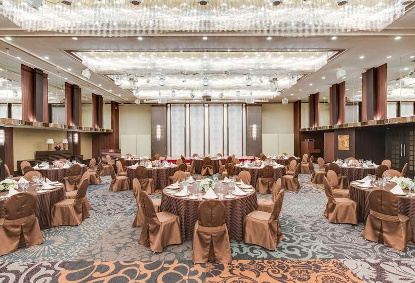 호텔 Ana Crowne Plaza Fukuoka, An Ihg