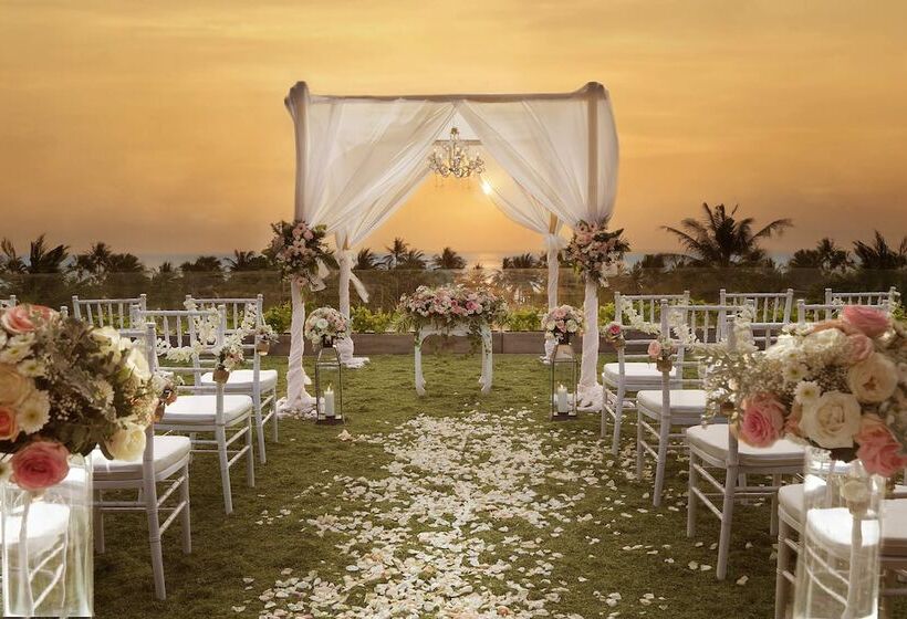 酒店 Bali Mandira Beach Resort & Spa