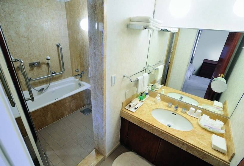 فندق Bandai Silver