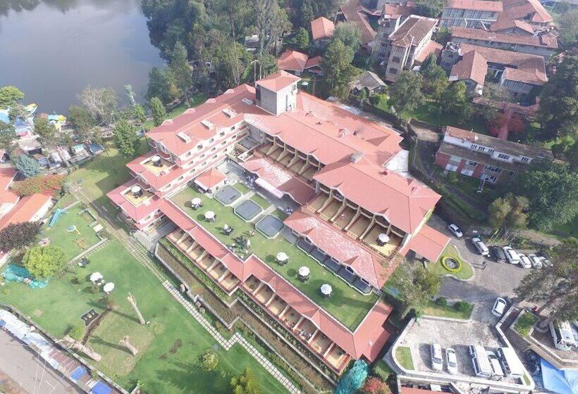 ホテル The Carlton Kodaikanal
