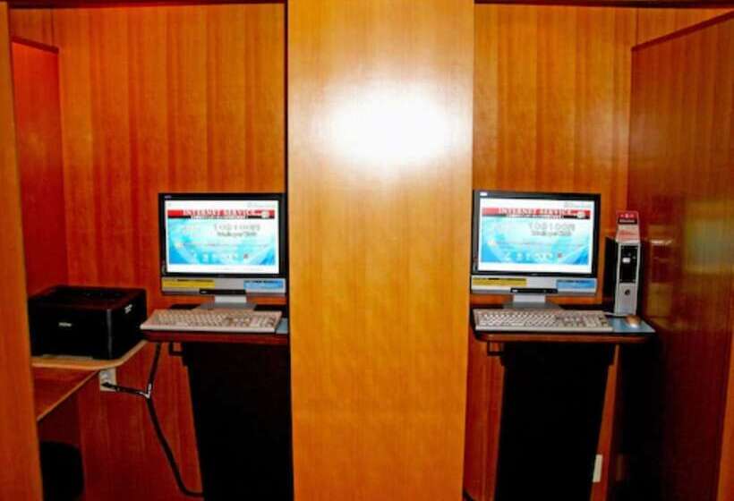 فندق Century Royal