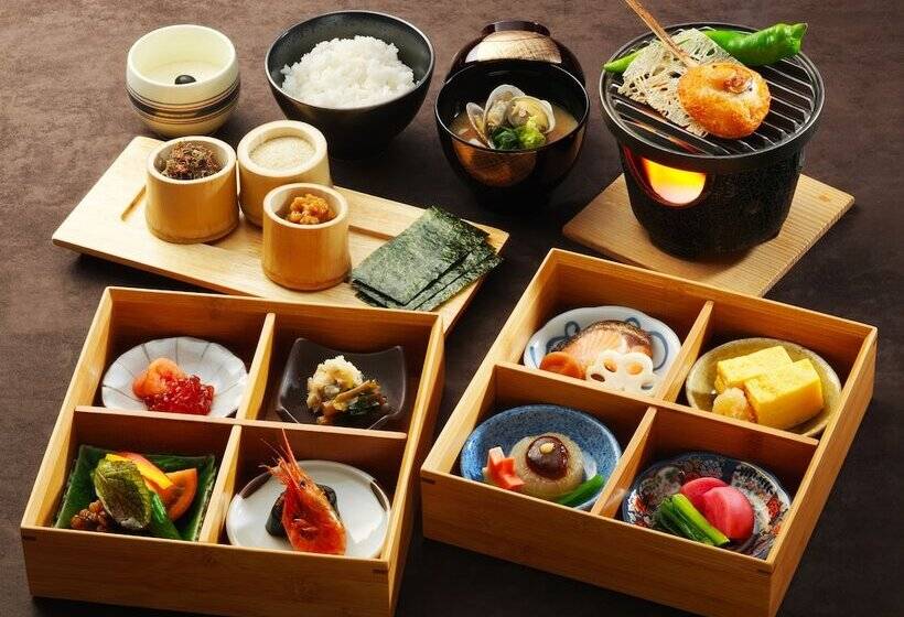 فندق Century Royal