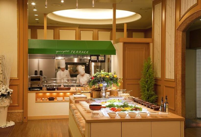 فندق Century Royal