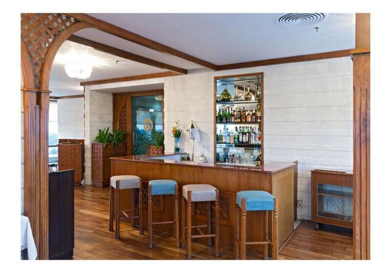 ホテル Clarks Avadh