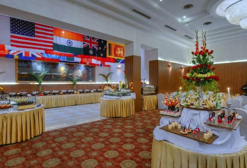 酒店 Clarks Varanasi Limited