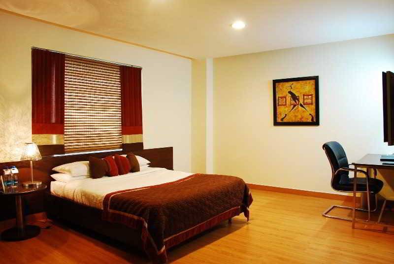 Отель Comfort Inn The President