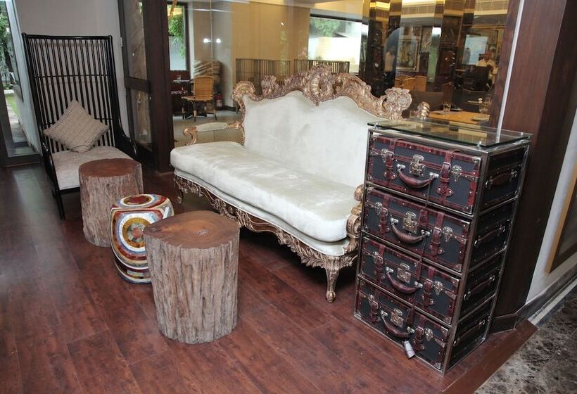 Отель Diplomat, Chanakyapuri New Delhi A Boutique
