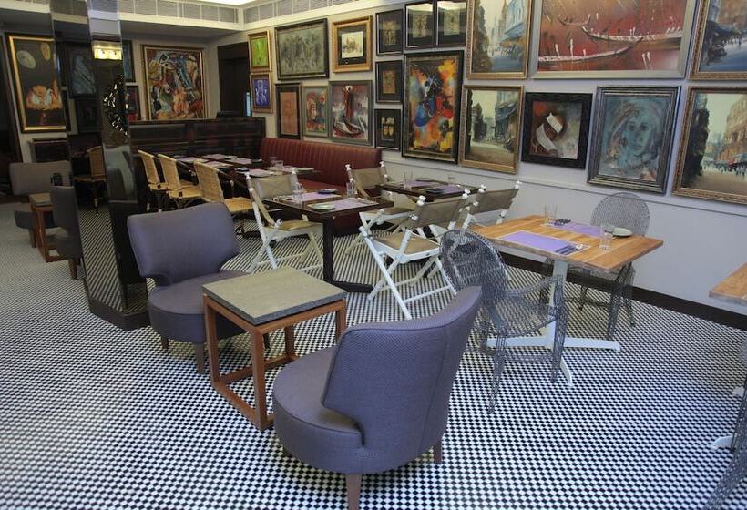 Отель Diplomat, Chanakyapuri New Delhi A Boutique