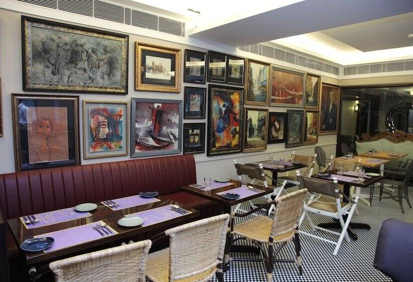 Отель Diplomat, Chanakyapuri New Delhi A Boutique