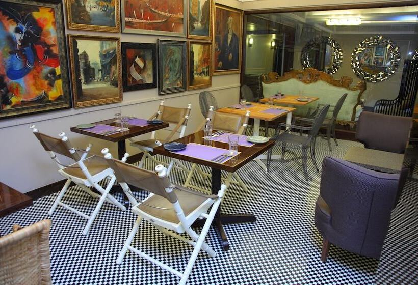 Отель Diplomat, Chanakyapuri New Delhi A Boutique