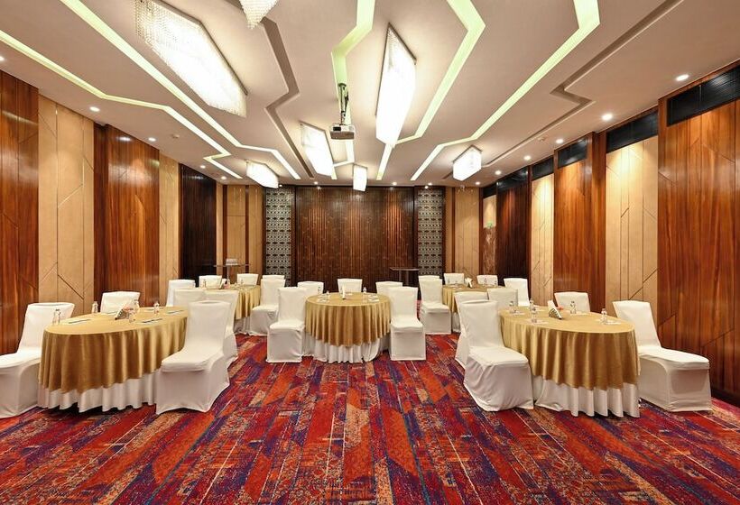 Fariyas Hotel Mumbai , Colaba