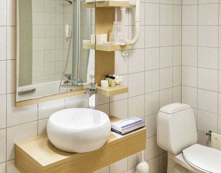 هتل Fosshótel Rauðará