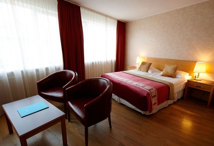 هتل Fosshótel Rauðará