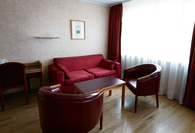 هتل Fosshótel Rauðará