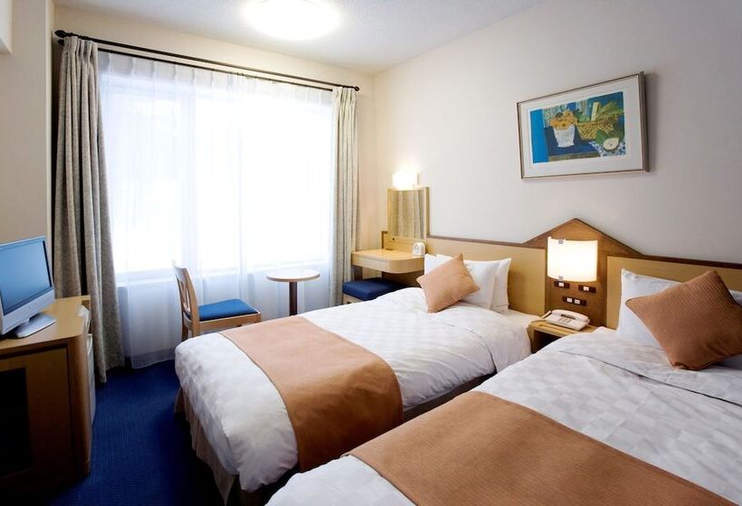 בית מלון כפרי Furano Prince