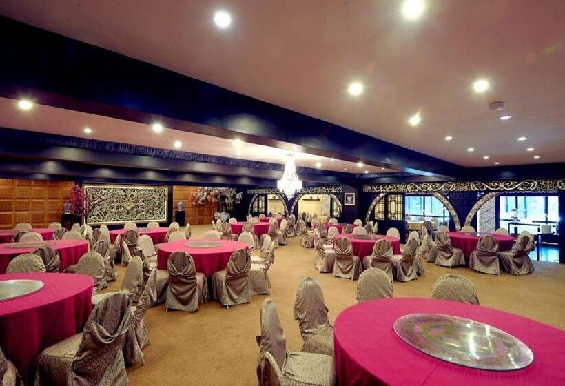 فندق Garden Palace