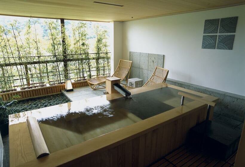 ホテル Gora Kadan