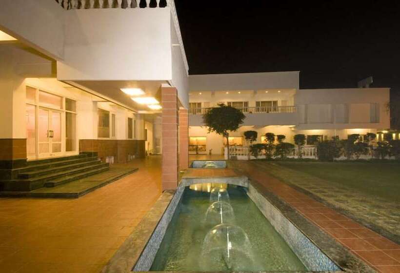 Grand Hotel Agra