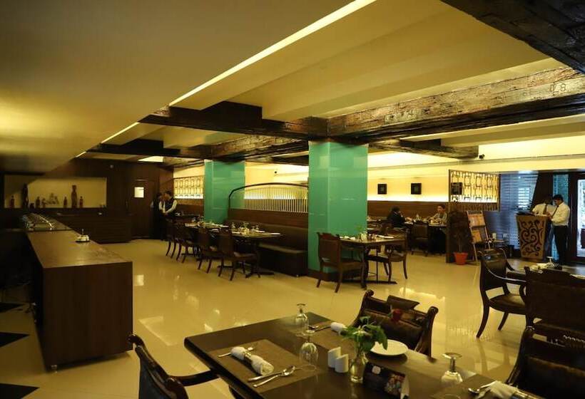 فندق Grand Heritage Narmada Jacksons