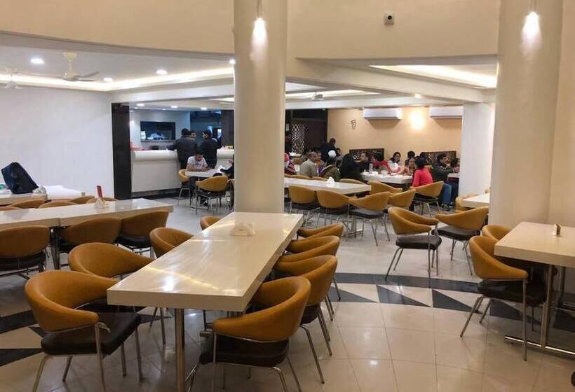 فندق Grand Heritage Narmada Jacksons